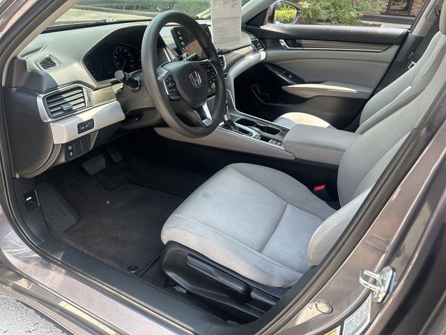 2018 Honda Accord Sedan LX - 22555067 - 19