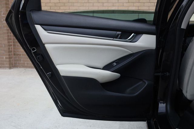 2018 Honda Accord Sedan LX 1.5T - 23070711 - 18