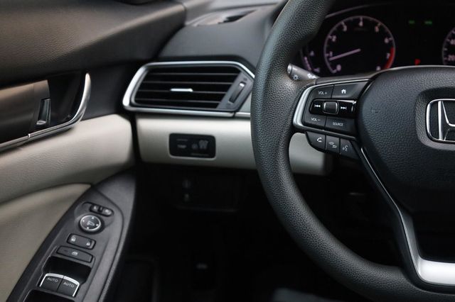 2018 Honda Accord Sedan LX 1.5T - 23070711 - 30