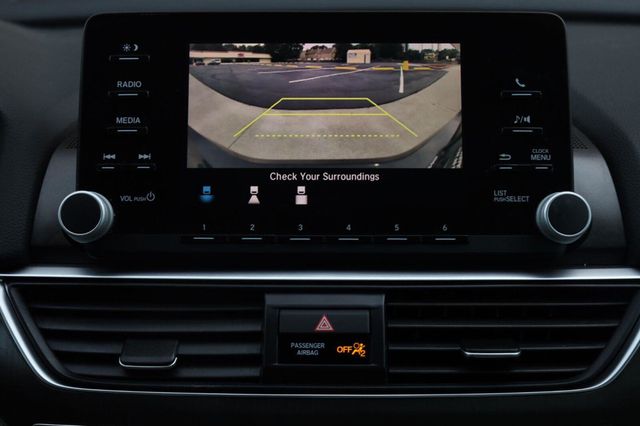 2018 Honda Accord Sedan LX 1.5T - 23070711 - 38