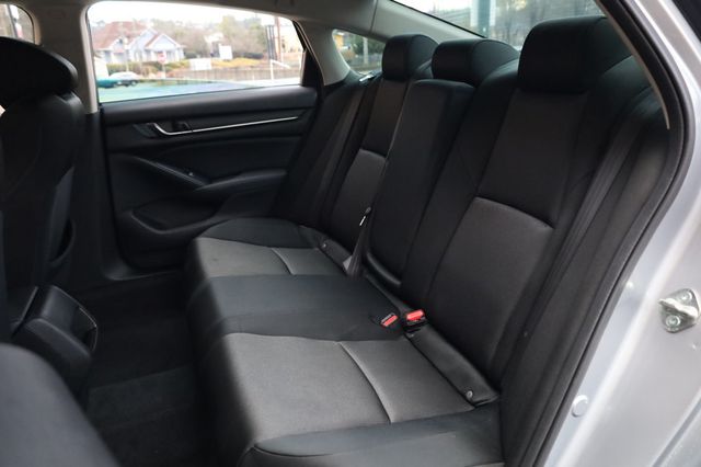 2018 Honda Accord Sedan LX 1.5T CVT - 22972605 - 18