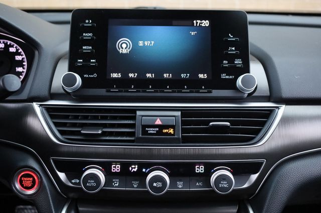 2018 Honda Accord Sedan LX 1.5T CVT - 22972605 - 32