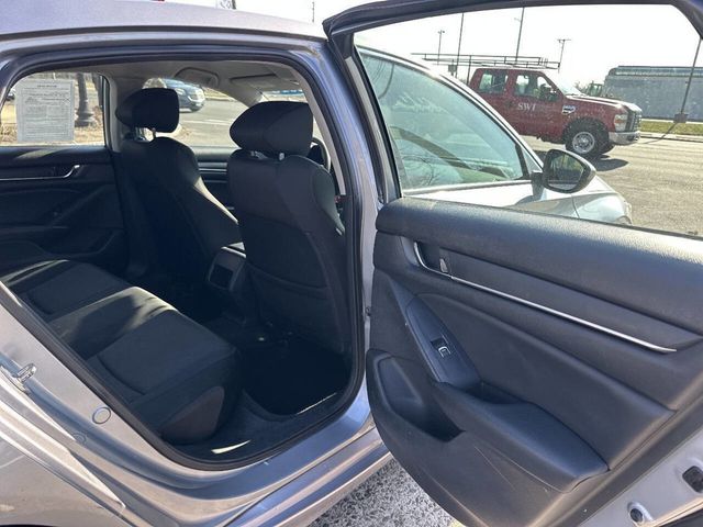 2018 Honda Accord Sedan LX 4dr Sedan - 22995225 - 12