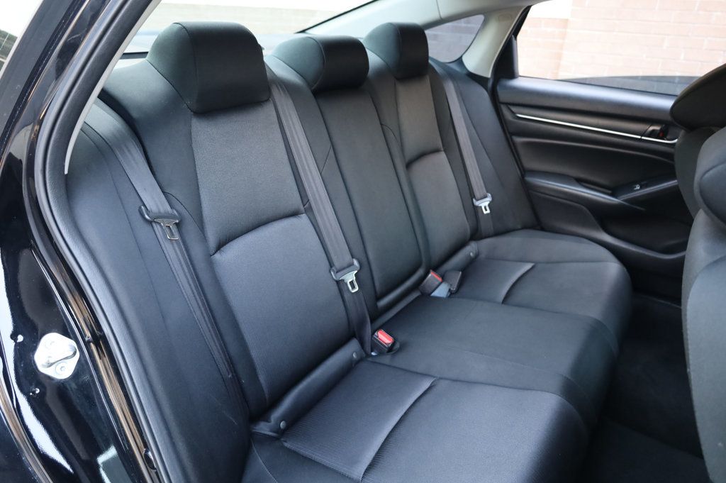 2018 Honda Accord LX photo 22