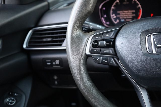 2018 Honda Accord Sedan LX CVT - 22907933 - 31