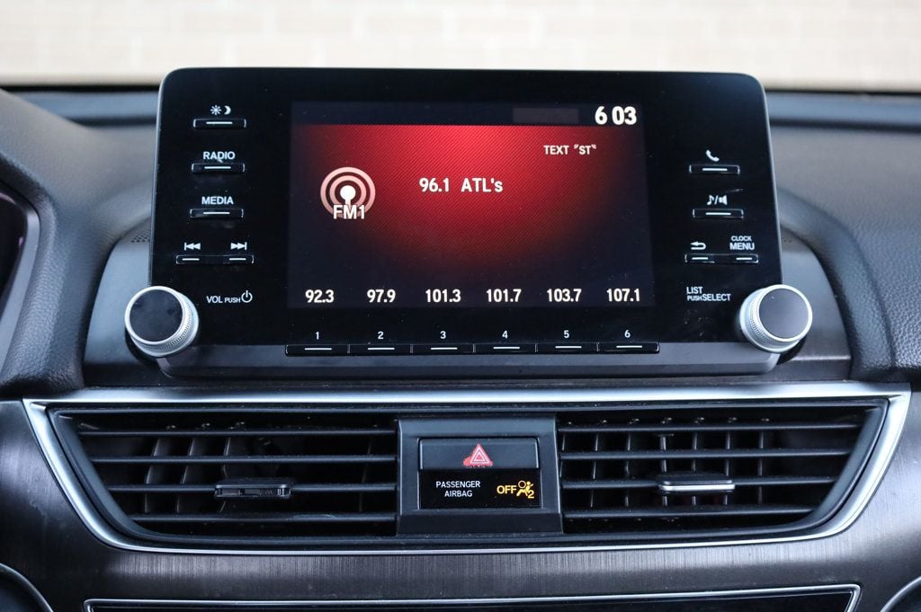 2018 Honda Accord LX photo 35