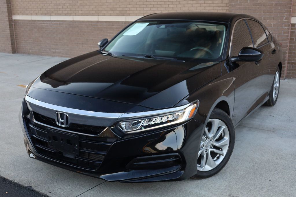2018 Honda Accord LX photo 5