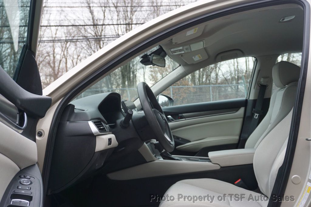2018 Honda Accord Sedan LX CVT - 22973104 - 9