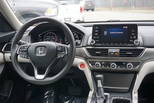 2018 Honda Accord Sedan LX CVT - 22973104 - 16