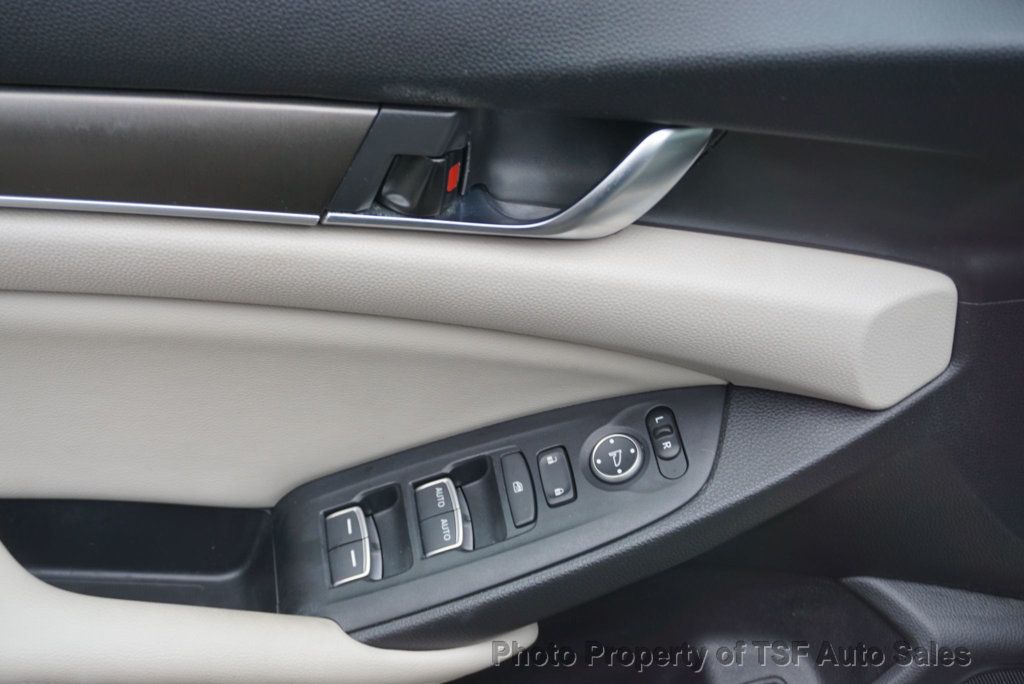 2018 Honda Accord Sedan LX CVT - 22973104 - 32
