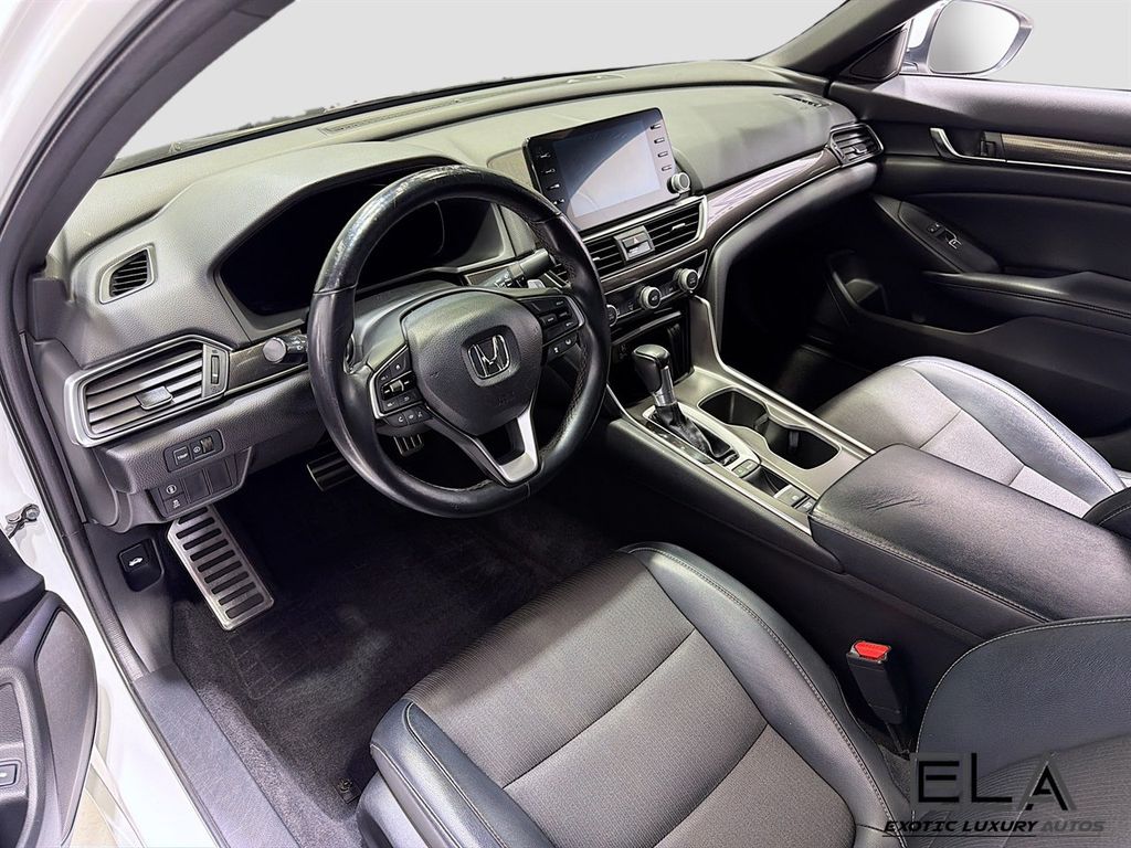 2018 Honda Accord Sedan SPORT - 23013993 - 9