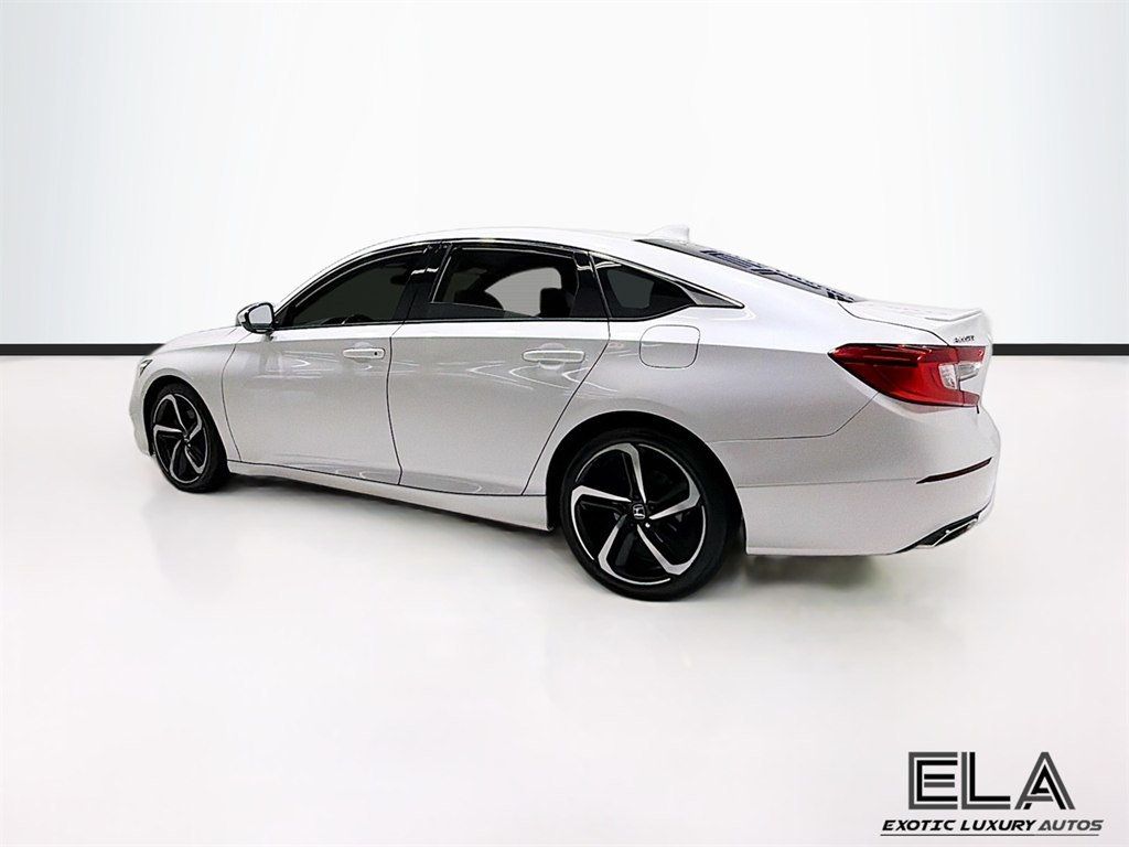 2018 Honda Accord Sedan SPORT - 23043473 - 38