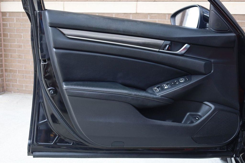 Honda Accord Sedan Sport 1.5T photo 14
