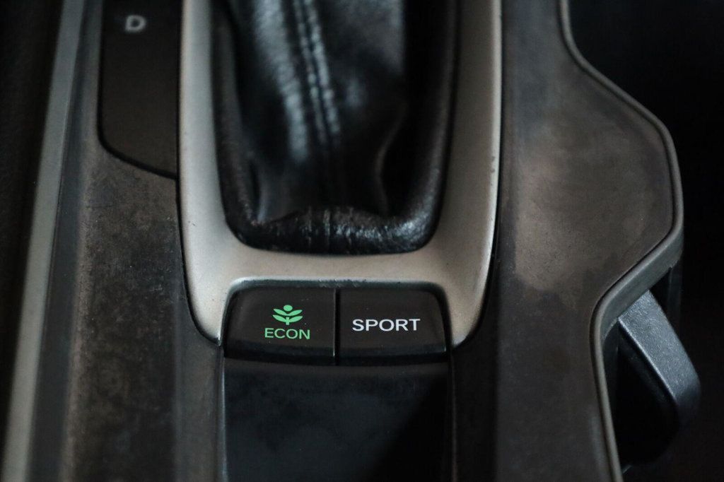 Honda Accord Sedan Sport 1.5T photo 43