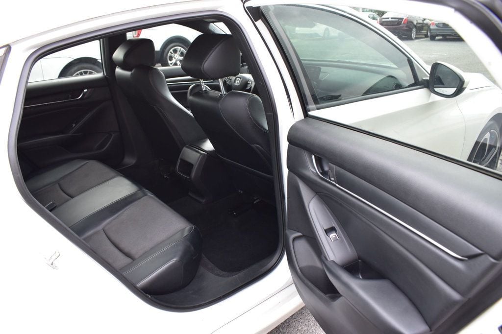 2018 Honda Accord Sedan Sport 1.5T CVT - 23067803 - 19