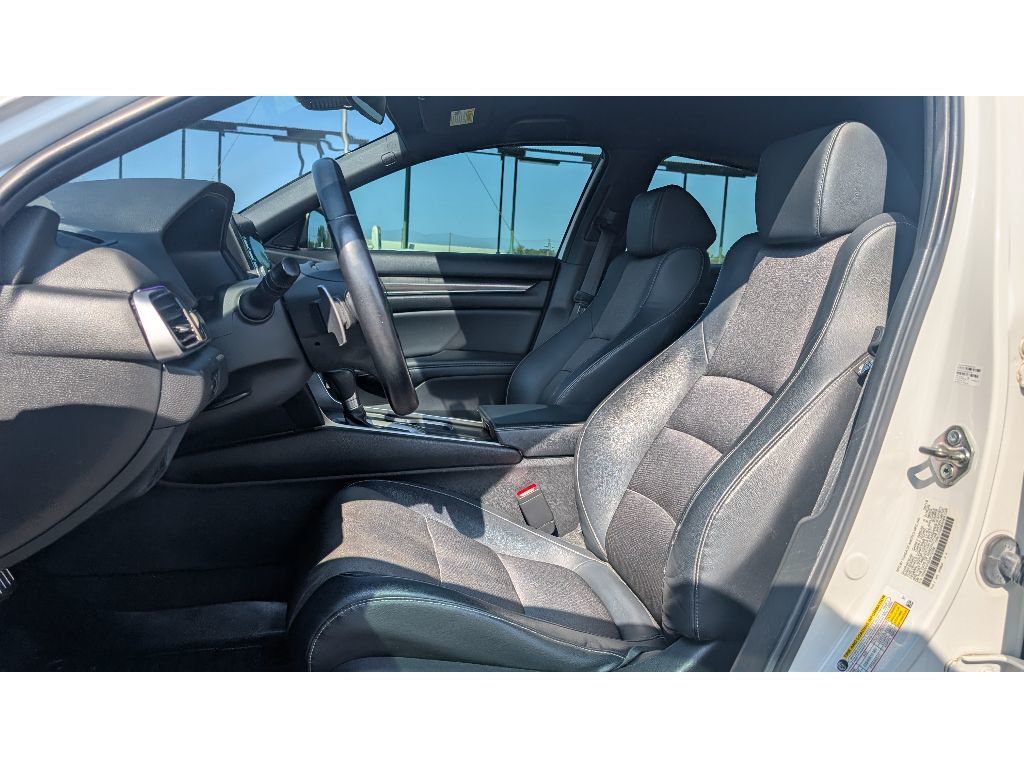 2018 Honda Accord Sport 1.5T photo 14
