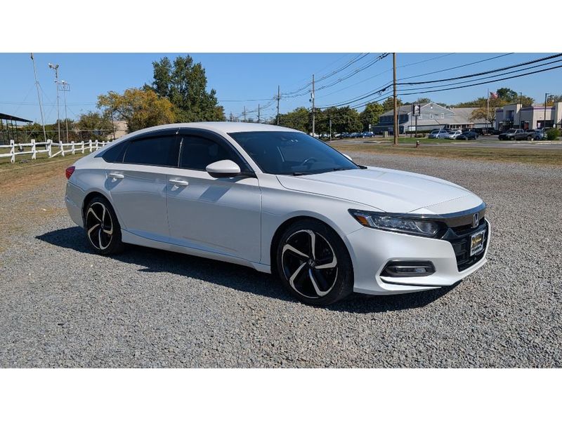 2018 Honda Accord Sport 1.5T photo 3
