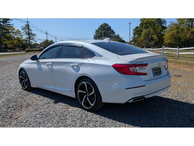 2018 Honda Accord Sport 1.5T photo 5