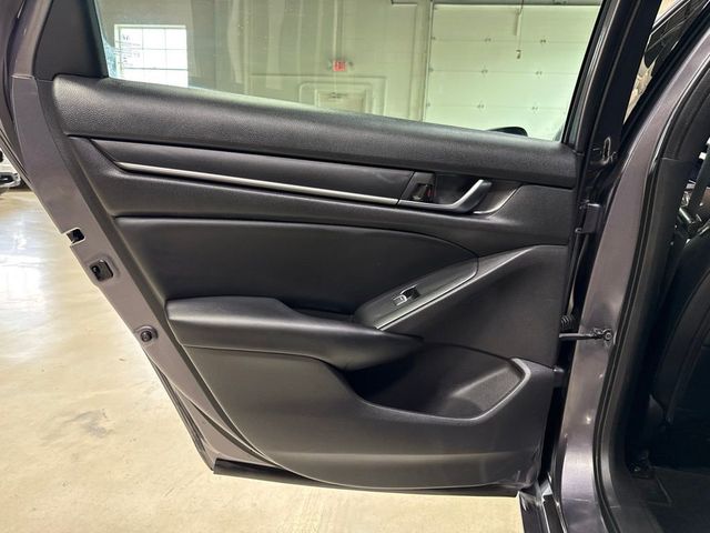 2018 Honda Accord Sedan Sport 2.0T Automatic - 23072747 - 19