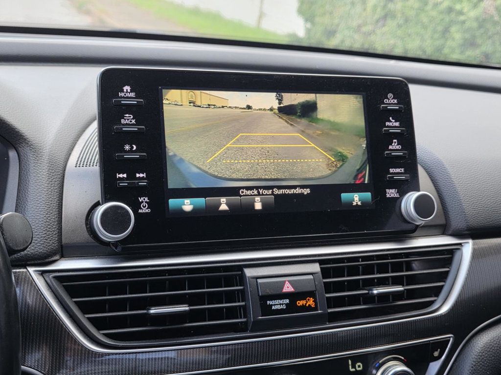 2018 Honda Accord Sport 2.0T photo 13