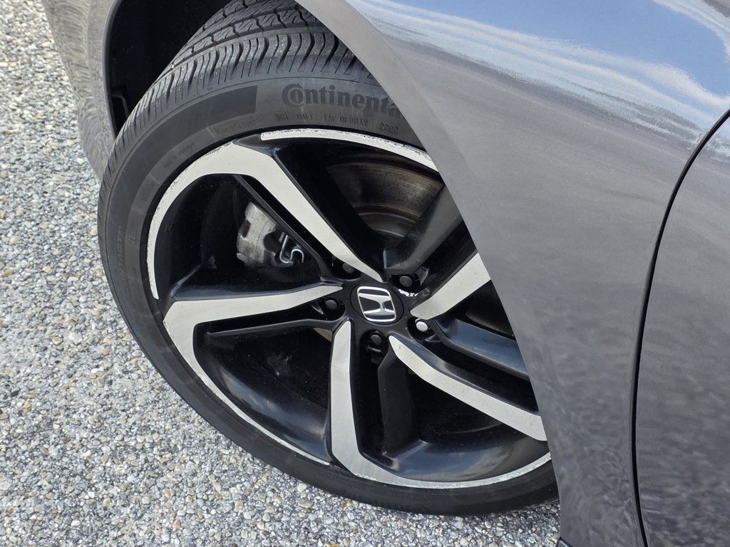 2018 Honda Accord Sport 2.0T photo 31