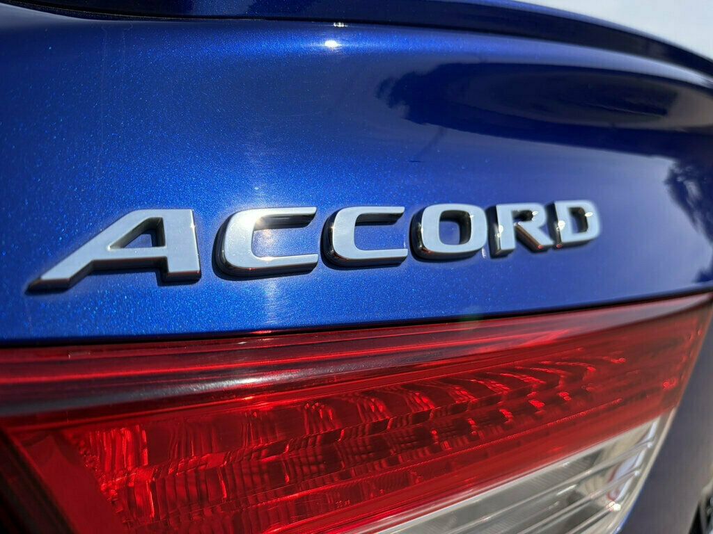 2018 Honda Accord Sedan Sport 2.0T Automatic - 23066291 - 13