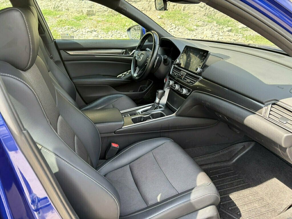 2018 Honda Accord Sedan Sport 2.0T Automatic - 23066291 - 29