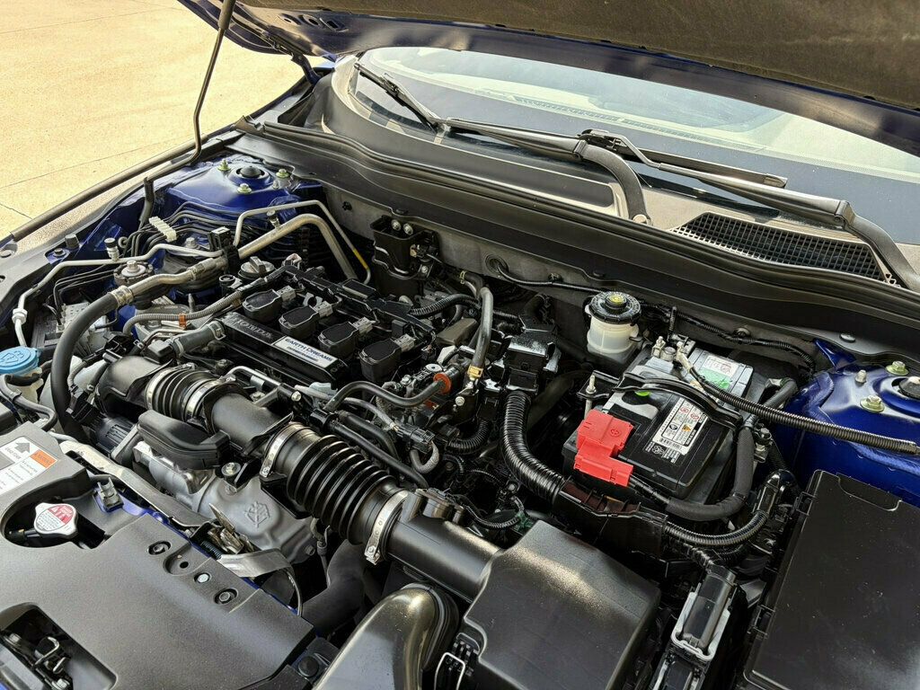 2018 Honda Accord Sedan Sport 2.0T Automatic - 23066291 - 34