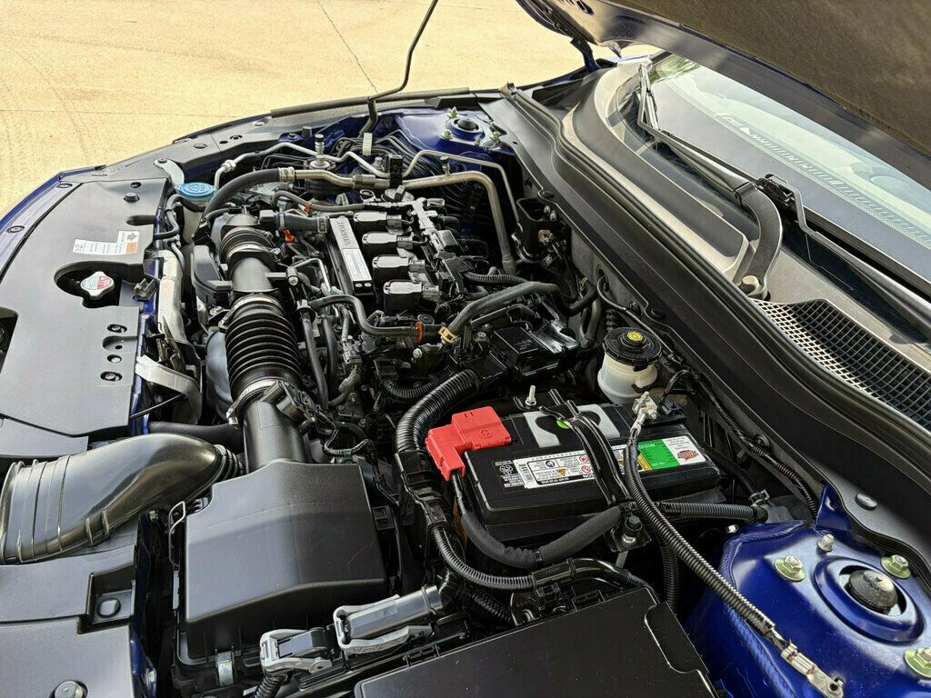 2018 Honda Accord Sedan Sport 2.0T Automatic - 23066291 - 36