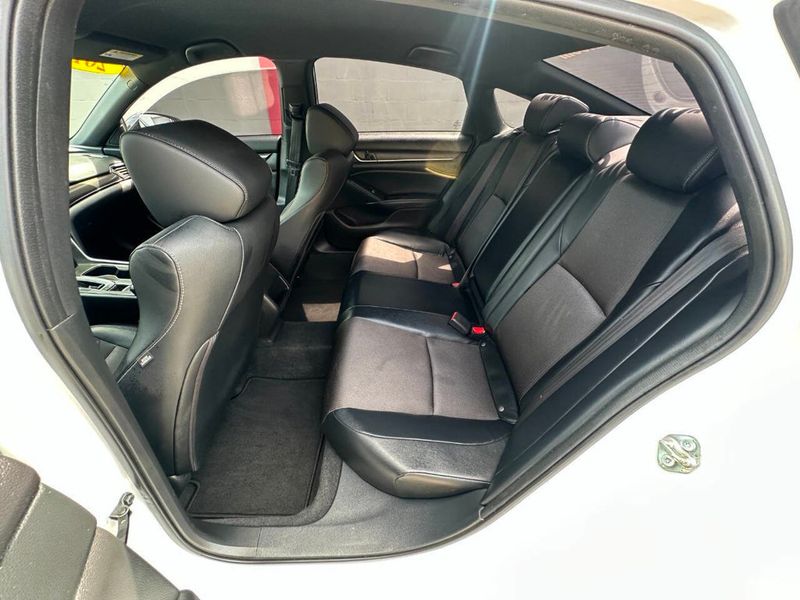 2018 Honda Accord Sedan Sport 4dr Sedan (1.5T I4 CVT) - 22883872 - 17
