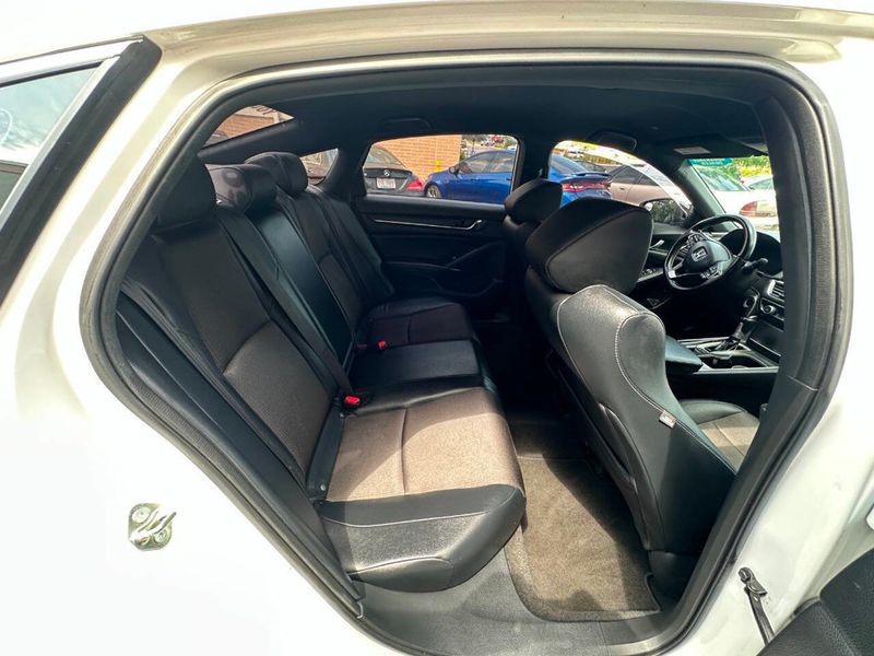 2018 Honda Accord Sedan Sport 4dr Sedan (1.5T I4 CVT) - 22883872 - 19