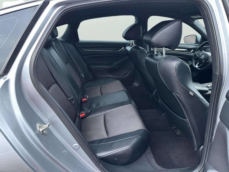 2018 Honda Accord Sedan Sport 4dr Sedan (1.5T I4 CVT) - 22981220 - 14