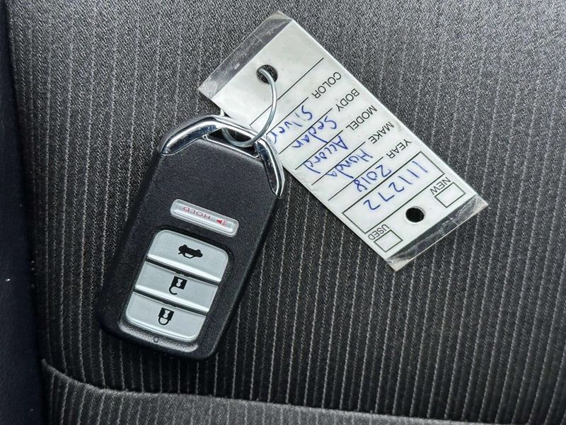 2018 Honda Accord Sedan Sport 4dr Sedan (1.5T I4 CVT) - 22981220 - 30