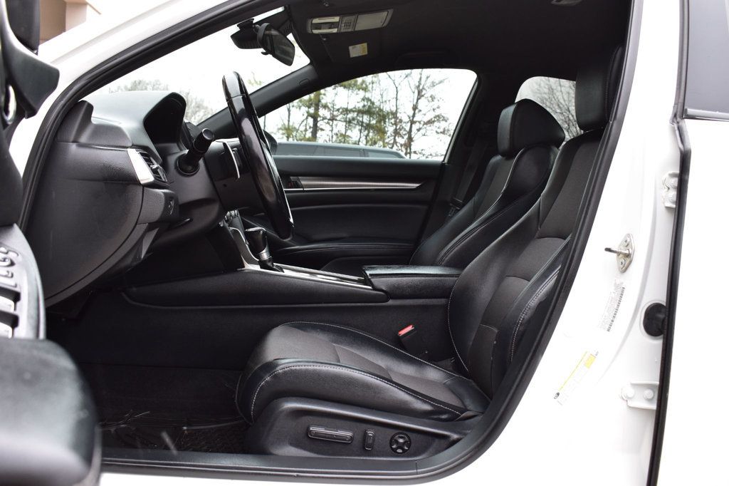 2018 Honda Accord Sedan Sport CVT - 22986086 - 12