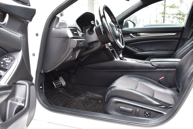 2018 Honda Accord Sedan Sport CVT - 22986086 - 14