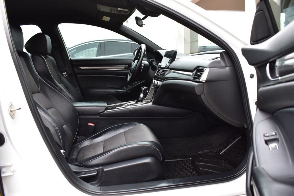 2018 Honda Accord Sedan Sport CVT - 22986086 - 15