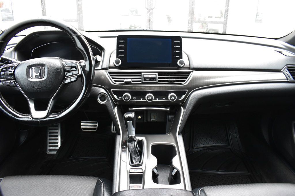 2018 Honda Accord Sedan Sport CVT - 22986086 - 24