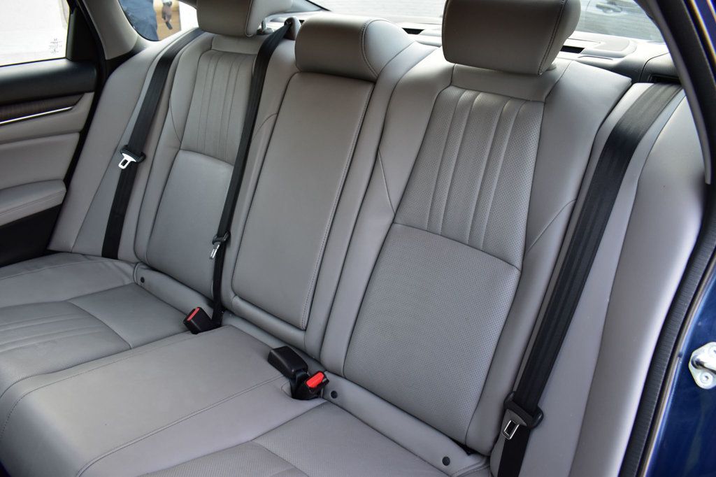 2018 Honda Accord Sedan Touring 1.5T CVT - 22835660 - 20