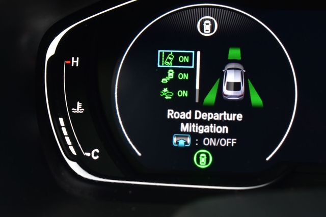 2018 Honda Accord Sedan Touring 1.5T CVT - 22835660 - 28