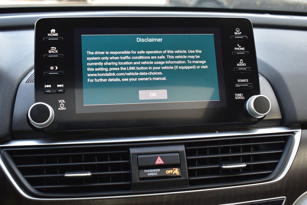 2018 Honda Accord Touring 1.5T photo 27