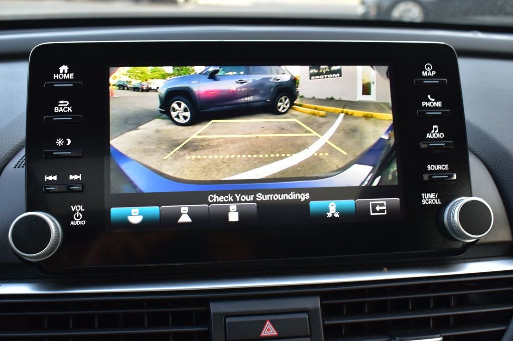 2018 Honda Accord Touring 1.5T photo 29