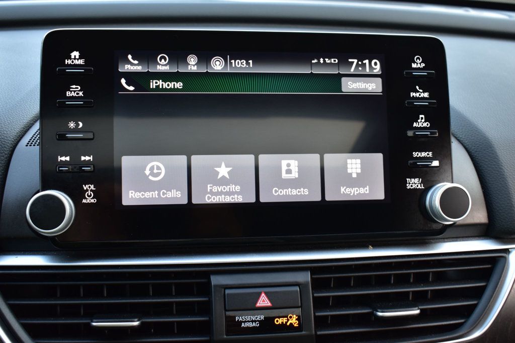 2018 Honda Accord Touring 1.5T photo 34