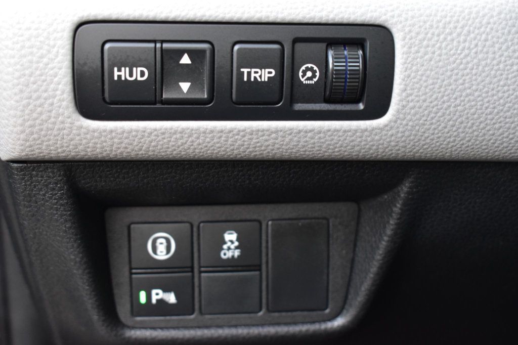 2018 Honda Accord Touring 1.5T photo 41