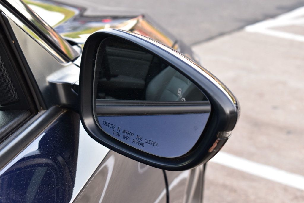 2018 Honda Accord Touring 1.5T photo 45