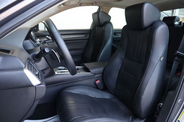2018 Honda Accord Sedan Touring 2.0T - 23055979 - 13