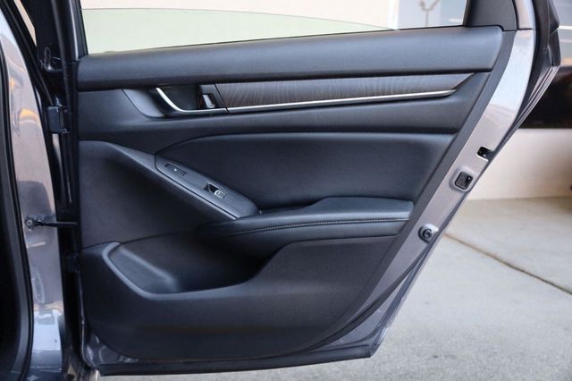 2018 Honda Accord Sedan Touring 2.0T - 23055979 - 20