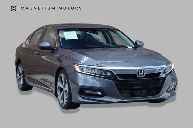 2018 Honda Accord Sedan Touring 2.0T - 23055979 - 4