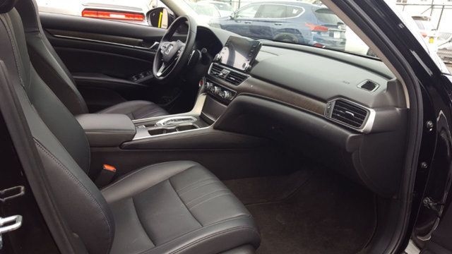 2018 Honda Accord Sedan Touring 2.0T Automatic - 18391497 - 8