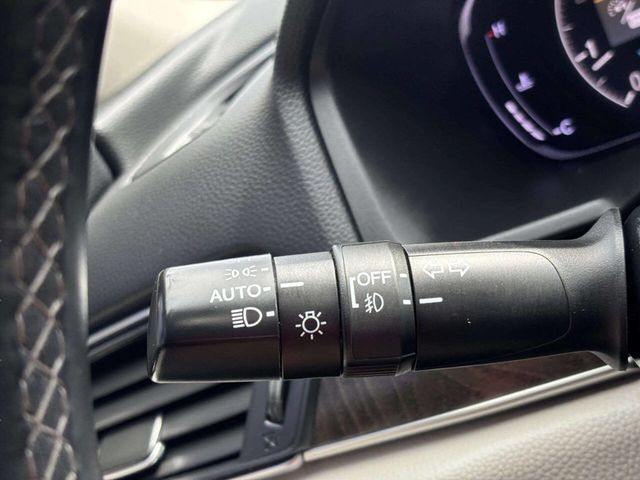 2018 Honda Accord Sedan Touring 2.0T Automatic - 23041916 - 33