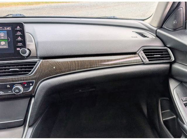 2018 Honda Accord Sedan Touring 2.0T Automatic - 22959663 - 25